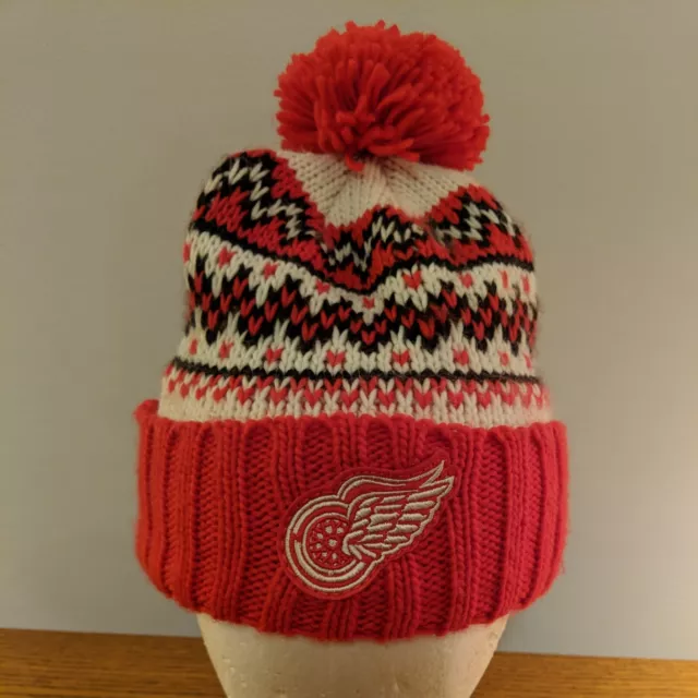 Detroit Red Wings CCM Reebok Winter Hat Cap Pom NHL Knit