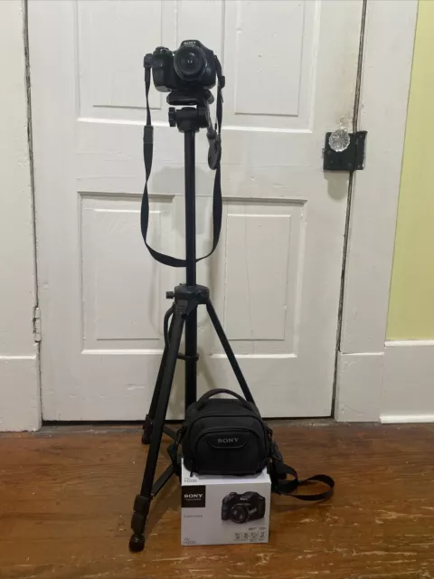 SONY Cyber-Shot Digital Camera DSC-H200 Targus Tripod TGT-BK58T NOT WORKING Part