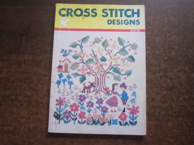 ONDORI CROSS STITCH DESIGNS Vintage 1975 Pattern Guide Book SC Flowers Motifs