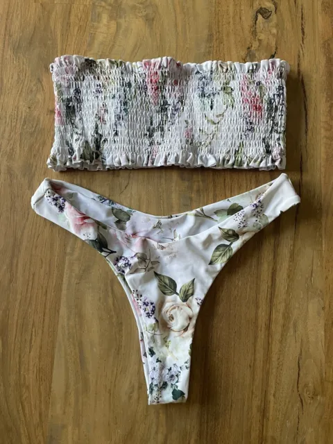 Zaful White Floral Bikini Size 4 /Size  S Swimwear Set