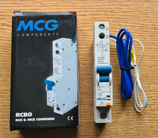 Merlin Gerin 32 AMP TYPE C 10 KA 30 MA DOUBLE POLE RCBO RCD MCB V40H