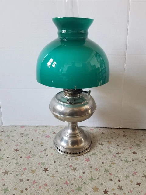 Antique Rayo Nickel Plate Oil Lamp - Green cased glass orig. Shade Vintage !