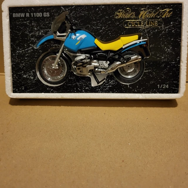 - Minichamps  moto 1/24  B M W - GS 1100 Bleu turquoise AVEC SELLE jaune