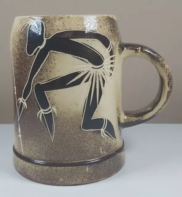 Vintage Mid Century südafrikanischer Halbmond Keramikbecher handbemalt 1960er Jahre Stamm