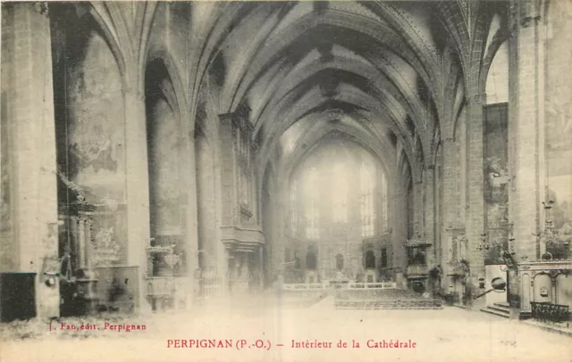 66  PERPIGNAN  INTERIEUR DE LA CATHEDRALE  J. Fan édit. Perpignan