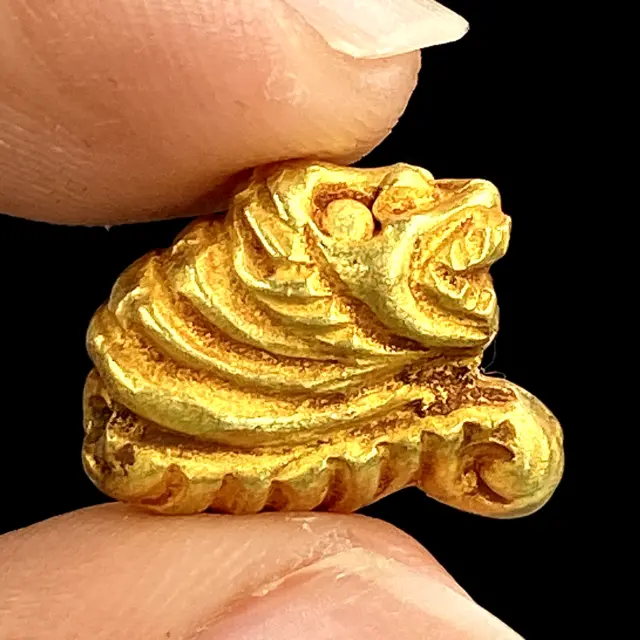 Vintage Gold Snake Animals figures Beads from Pyu Period South east Asia