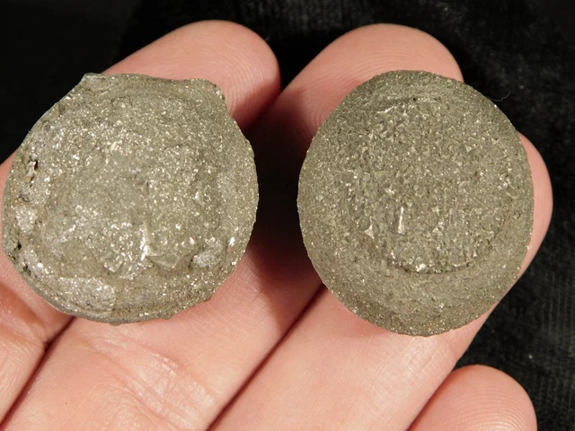 Nice and 100% Natural Boji Stone Pair 53.3gr