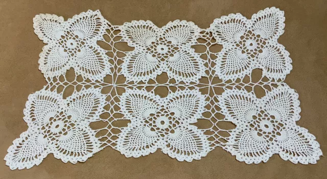 Vintage Hand Crocheted Rectangle Doily, Pineapple Design, White, Cotton