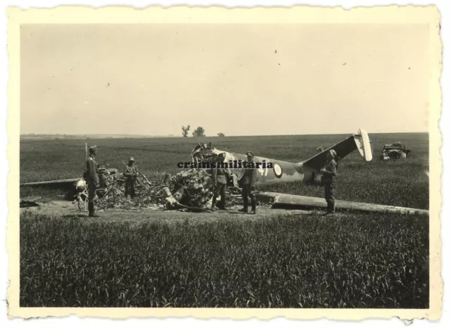 Orig. Foto franz. Flugzeug Wrack Bomber Potez 630 in Frankreich 1940