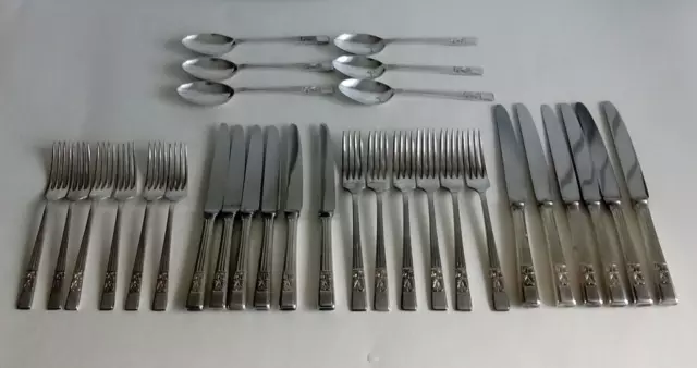 Vintage De Montford Silver Plate Cutlery Set - 30 Pieces, Reed And Scroll Patter