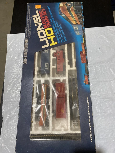 Lionel Parts 622-12 – Set Of 4 Headlight Lenses For Most O Gauge Diesel Locomotives