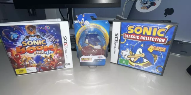 Sonic Classic Collection & Sonic Boom Fire And Ice COMES WITH FREE TOY!