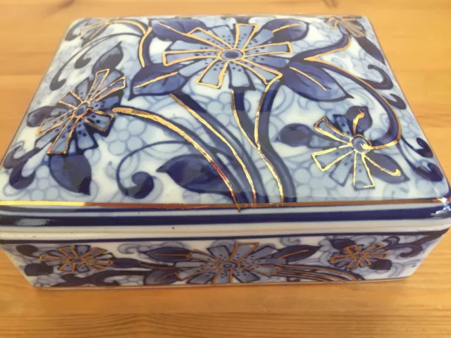 China Porcelain Trinket Box Blue Floral Gold Gilded Detail Removable Lid 5"