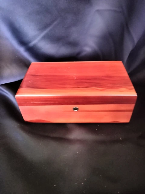 Lane Mini Redwood Blanket Chest - Burkhart's Furniture Lancaster PA