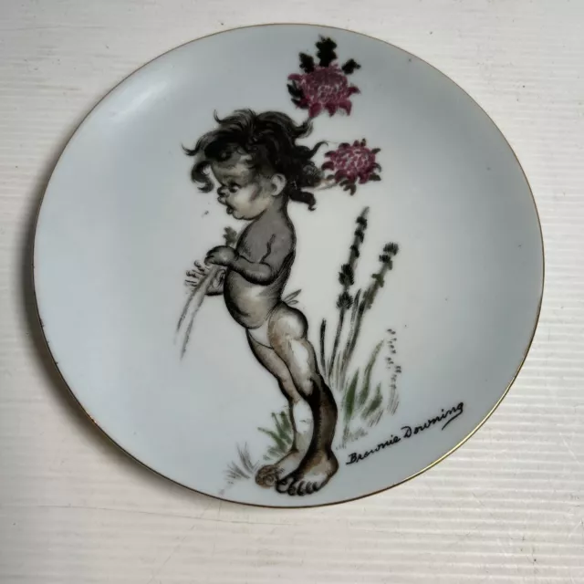 Brownie Downing - 15cm Tinka with flowers wall display plate. Signed No 35059