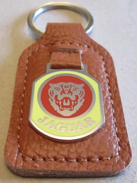 JAGUAR XK GROWLER Key Ring in Enamel Quality Leather