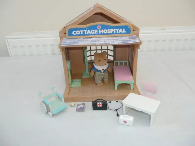 Sylvanian Families Vintage cottage Hospital with Accessories