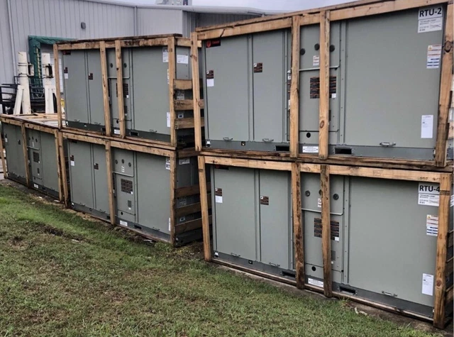 25 Ton TRANE  Rooftop Package Unit G/E  460v-3ph Downflow M# YSD300G4RLC05H0