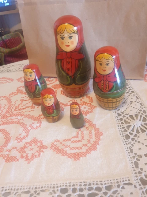 Vintage Babuschka Matroschka Matruschka Handbemalt 5 Puppen Kunsthandwerk 15cm