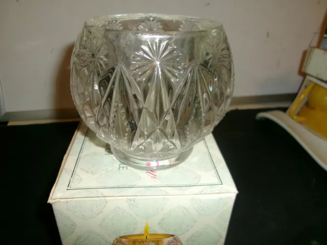Avon crystal glow perfume candle holder Glass Original Box NIB 3