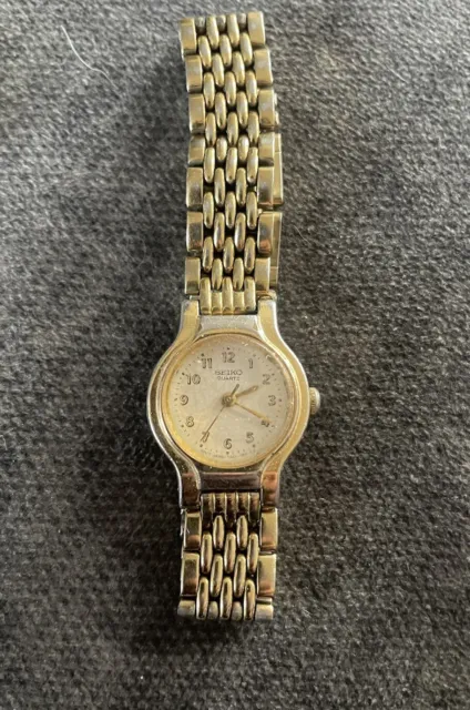 Seiko quartz womens watch Gold