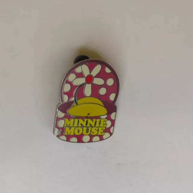 Disney DLR Global Cast Lanyard   Hats Minnie  Pin