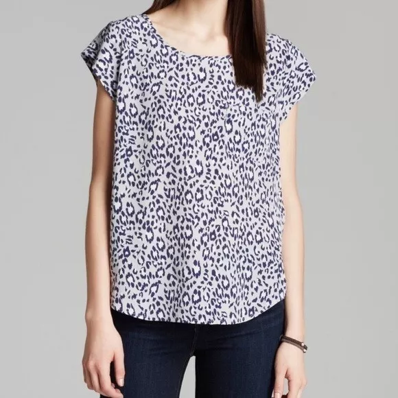 Joie 100% Silk Blue Grey Leopard Rancher Blouse Top Womens Size S Short Sleeve