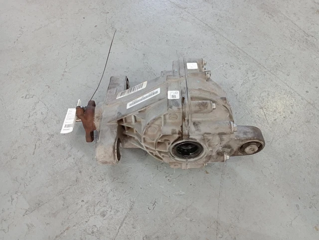 HOLDEN COMMODORE DIFFERENTIAL CENTRE VF, V6, LFW (195mm), 3.27 RATIO ...