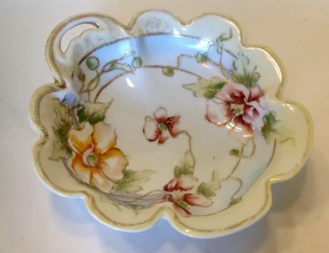Hand-Painted Scalloped Nippon 7" Bowl  Floral Gold Moriage