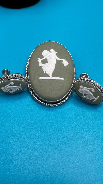 STERLING WEDGWOOD PENDANT BROOCH and EARINGS BY VAN DELL GREEN JASPERWARE