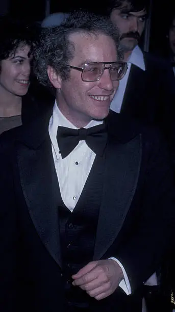Richard Dreyfuss at 35th Golden Globe Awards at Beverly Hilton - 1978 Photo 3