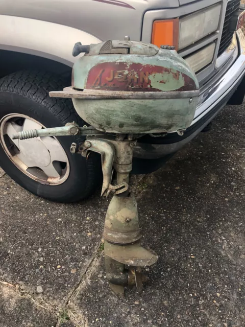 Vintage Johnson Sea Horse Outboard Boat Motor 1950s 5 HP Model TN  NO SHIPPING