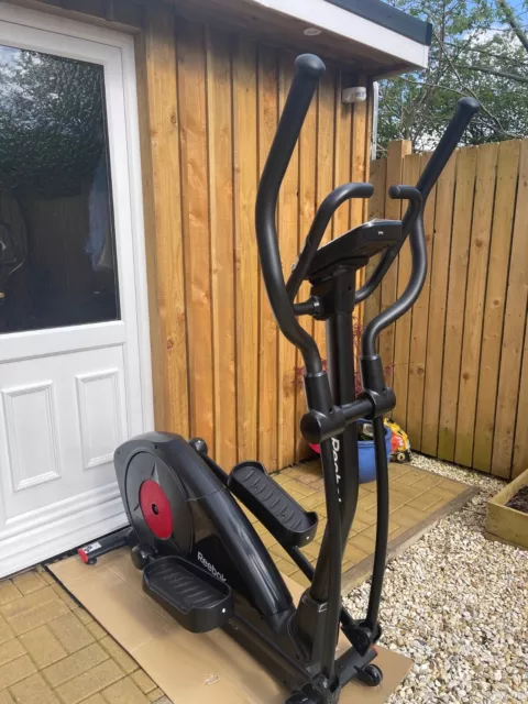Reebok GX50 One Series Cross Trainer - Black with Red Trim Rrp £400