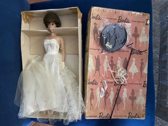 VINTAGE BARBIE ORIGINAL Silhouette Dressed Japanese 972 Wedding Day Box