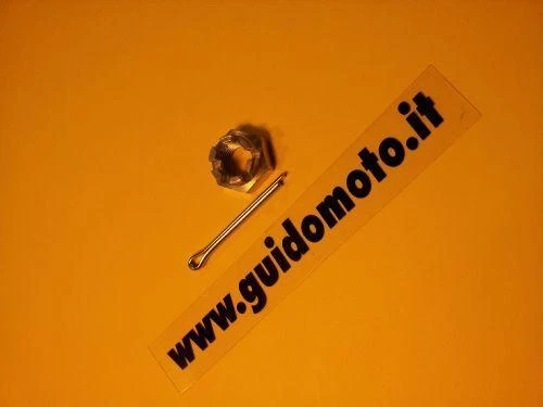 Kit Dado Cuppiglia Asse Ruota Anteriore Posteriore Vespa50 125 Primavera Et3 Gtr