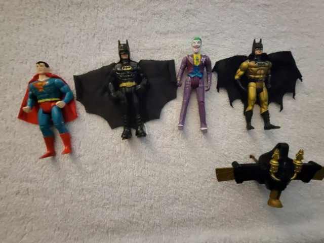 Vintage 90s Action Figures Toys Lot  Of 5 DC Comics Batman Superman Joker