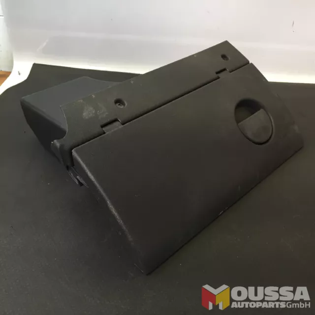 Opel Corsa C F68 2003 Glove compartment storage box Handschuhfach 09114403