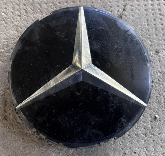 thumbnail image 2 of Genuine Mercedes-Benz Black Raised Star Grille Emblem – W177 W205 W247 (2018-2023) – A1778884200 2 of 6