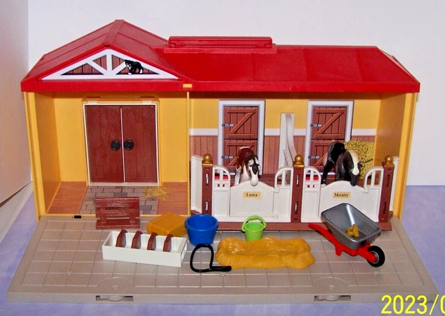 Playmobil take along horse sales stable