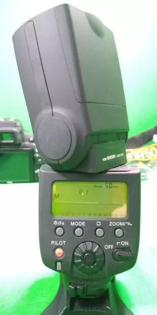 (Video)  PROMASTER 7260 FL190  i-TTL Flash  for Nikon - Tested Working