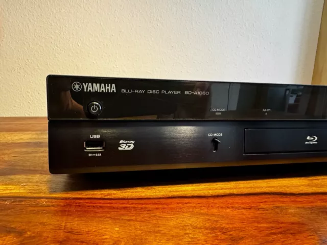Yamaha BD-A1060 Aventage Blu-Ray DVD CD SACD Player High End, sehr gut erhalten