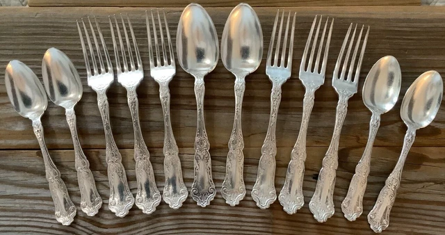 1835 R Wallace -  (1907) Cardinal -  (6) Forks,  (4) Teaspoons,  (2) Tablespoons