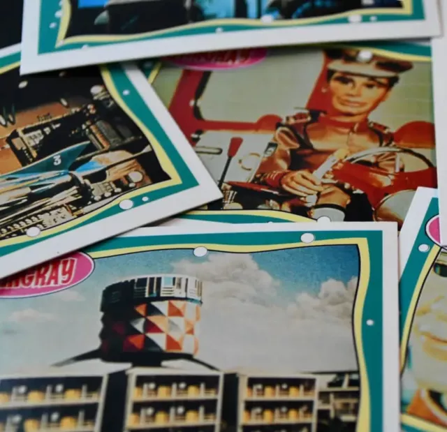 Thunderbirds Stingray Captain Scarlet Vintage Topps Trading Card (1993) full set