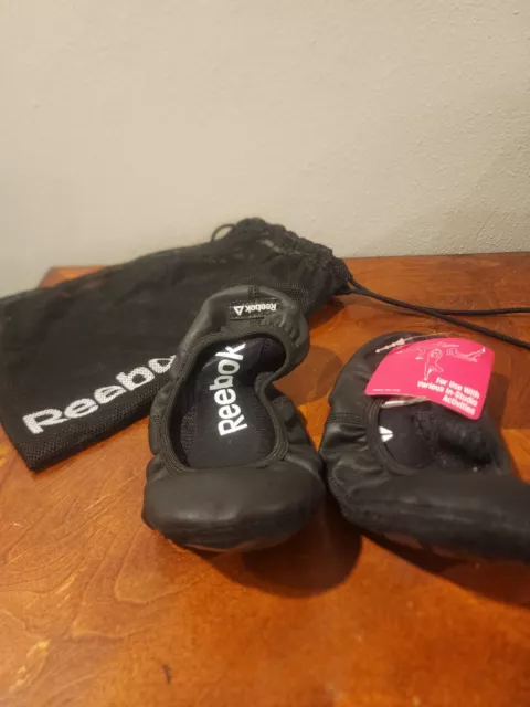 Reebok True Studio Slipper 4.0 L Black New in Bag Size 7