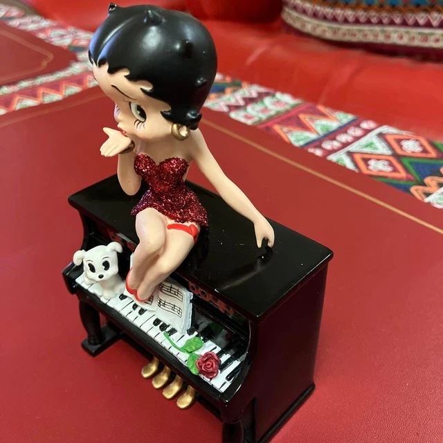 Figures & Statues, Animation Merchandise, Animation Art