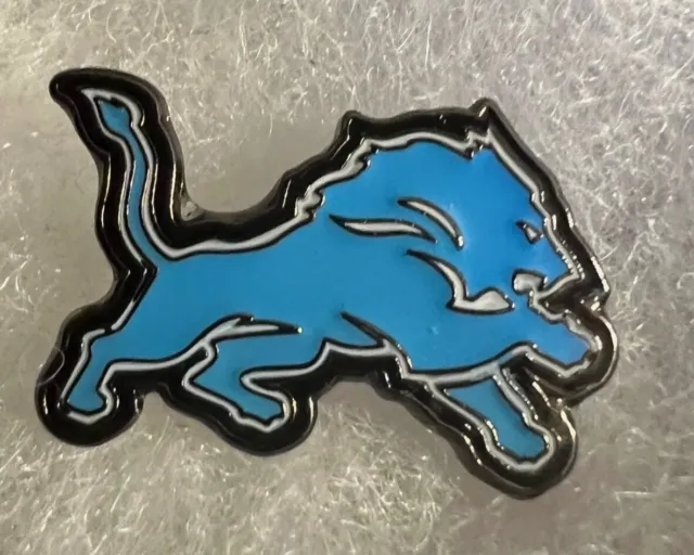 Detroit Lions NFL Retro Lapel Pin for hats , vests , shirts and gifts