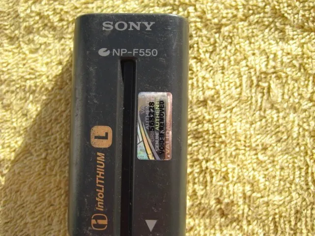 Genuine Sony Battery Pack Np-F550 Oem