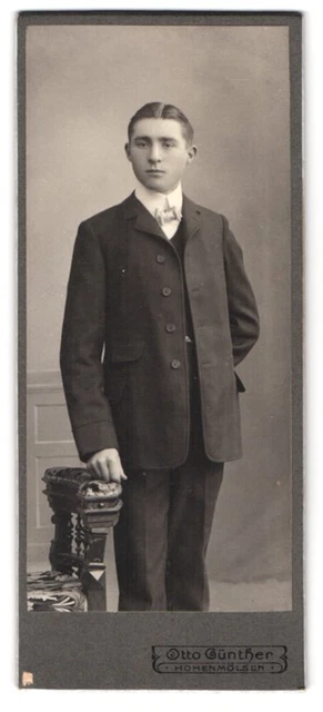 Fotografie Otto Günther, Hohenmölsen, Weissenfelserstraße 41, junger Herr im fe