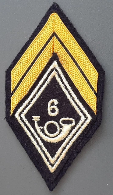 INSIGNE TISSU LOSANGE DE BRAS MOD.45 - CHASSEURS ( A CHEVAL ) HORS UNITE