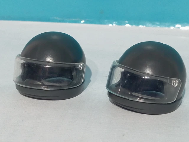 Lot De 2 Casques Noirs PLAYMOBIL Pour Pilotes De Voiture, Moto Ou Kart - Pièces Détachées
